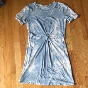 T-shirt dress